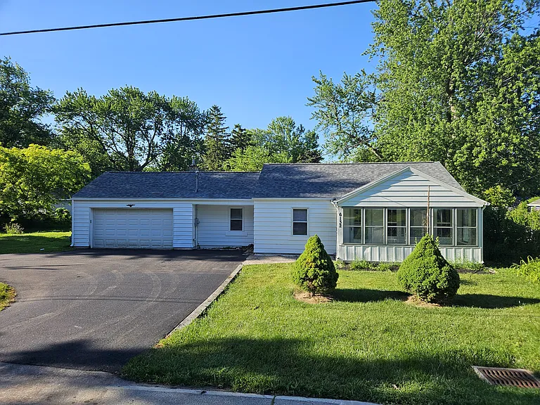 6132 Bay Shore Rd — Photo 1