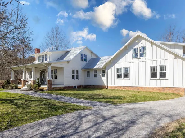 5145 Contest Rd, Paducah, KY 42001