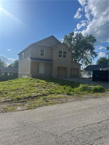 303 NW 22nd Street Ter, Blue Springs, MO, 64015