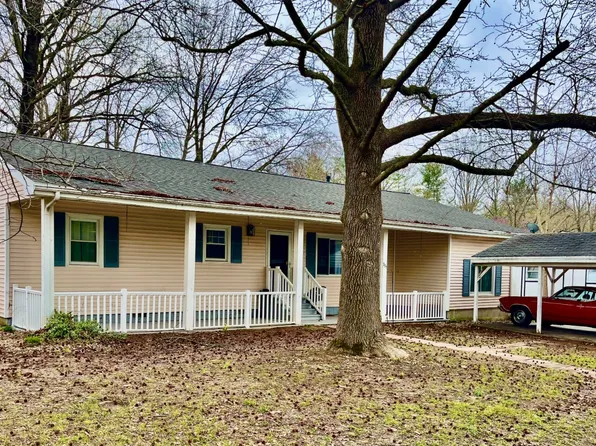 301 S East St, Norris City, IL 62869