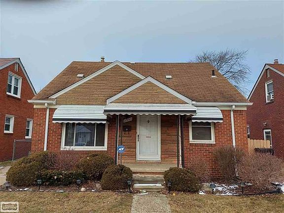 2nd image of 27293 Leroy St