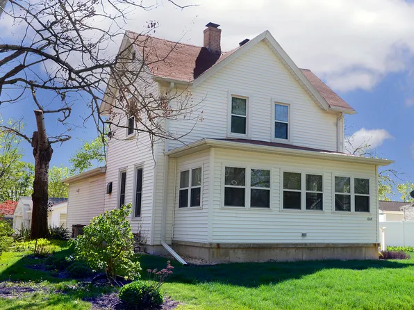 1008 Pine St, Ottawa, IL 61350