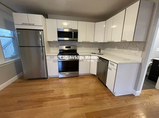 124 Berkshire St #1T, Cambridge, MA 02141