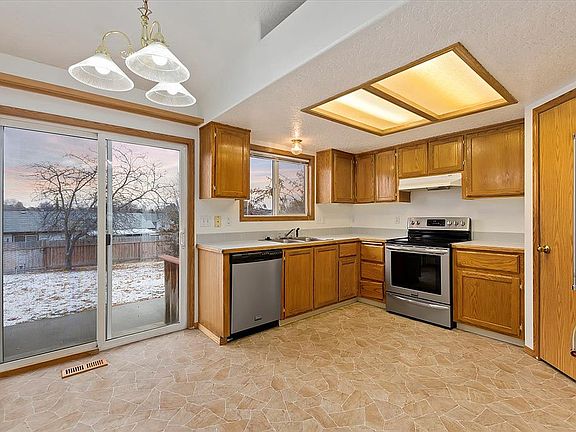 2nd image of 531 Lost Basin Ct