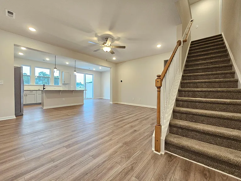188 Lennei Ln — Photo 5