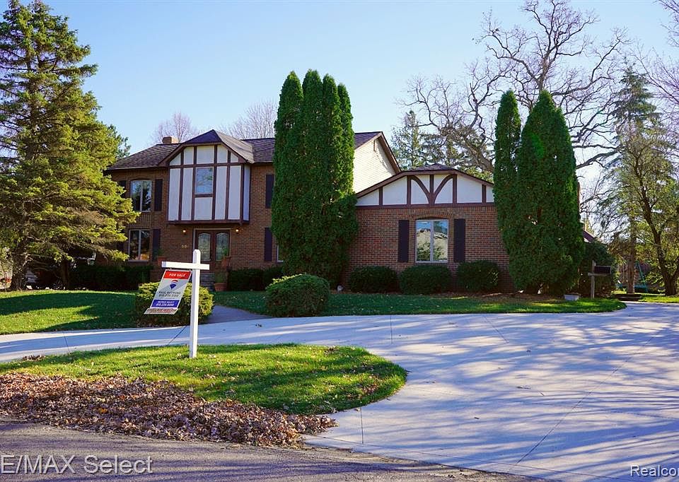 806 Boutell Dr, Grand Blanc, MI 48439 Zillow