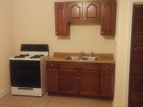 2nd image of 3729 W Grand Ave APT 2W