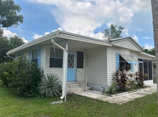 85 Rose Dr, Fruitland Park, FL 34731