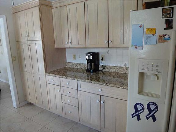 4th image of 5719 Nutmeg Ave