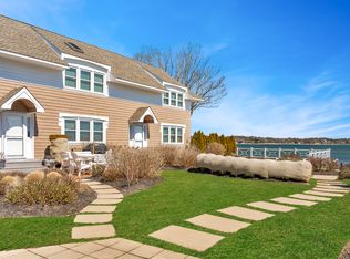 (Undisclosed Address), Hampton Bays, NY 11946