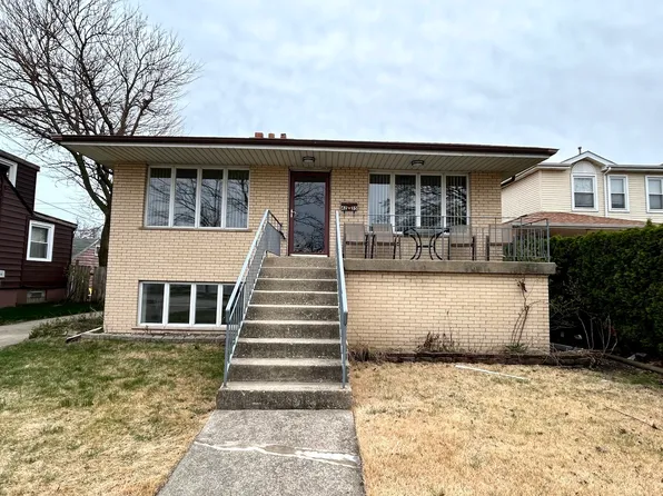 4235 Gage Ave, Lyons, IL 60534