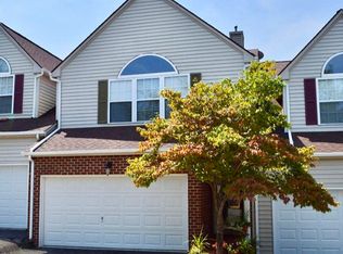310 Gold Leaf Dr, Christiansburg, VA 24073