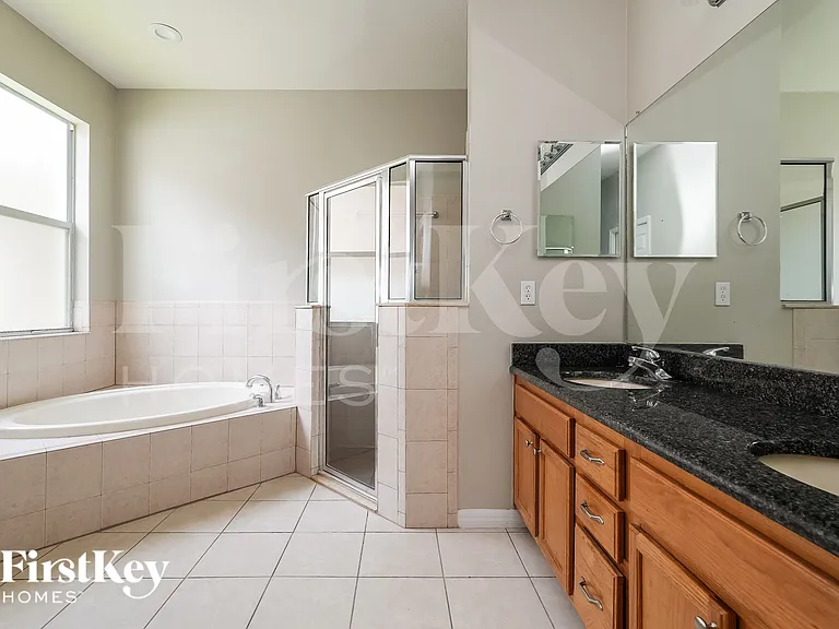 11737 Summer Springs Dr — Photo 9