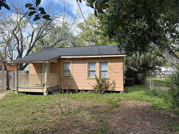 2nd image of 3612 N 52ND STREET