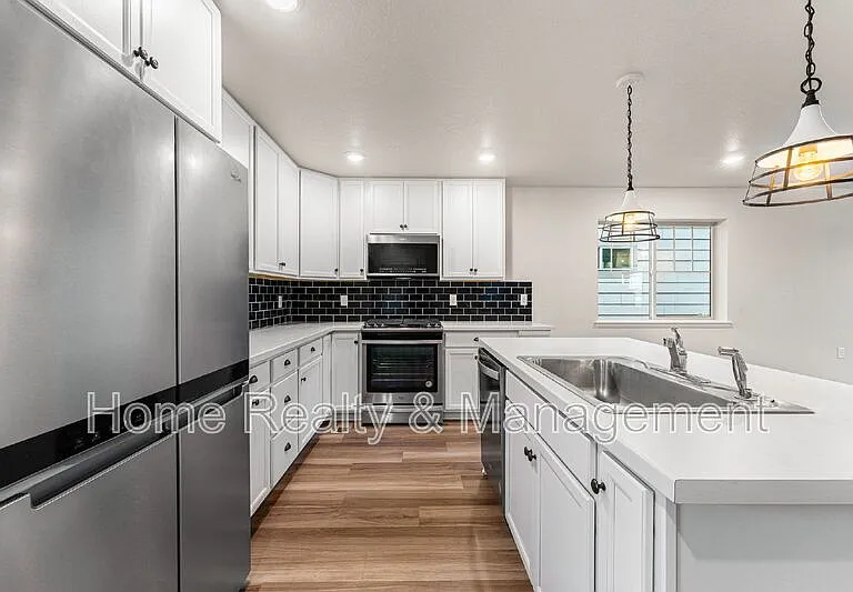 12760 Tamarac St — Photo 14