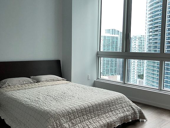 3rd image of 300 S Biscayne Blvd APT 2901