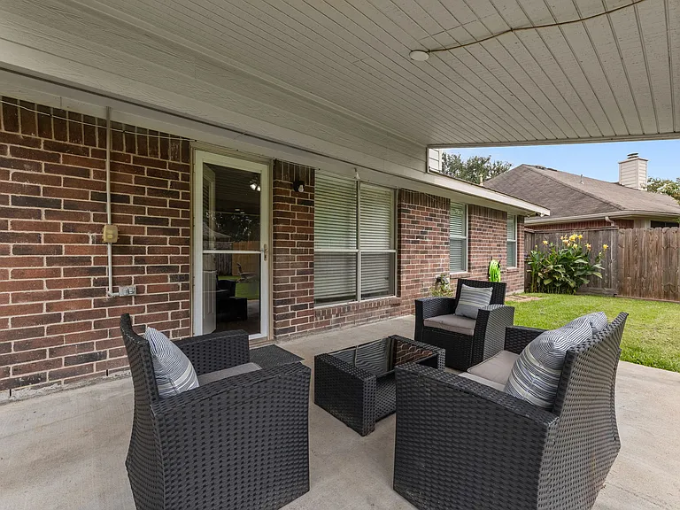 14807 Fairway Square Dr — Photo 35