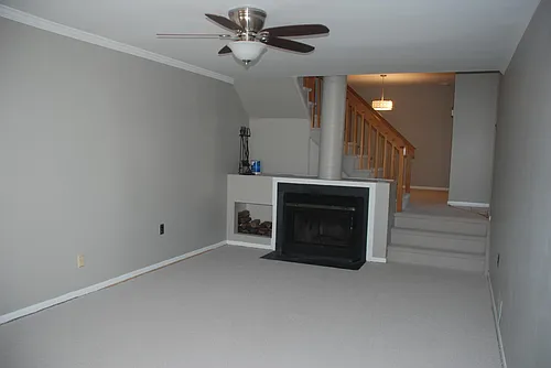 1117 Schmidt Ln Photo 1