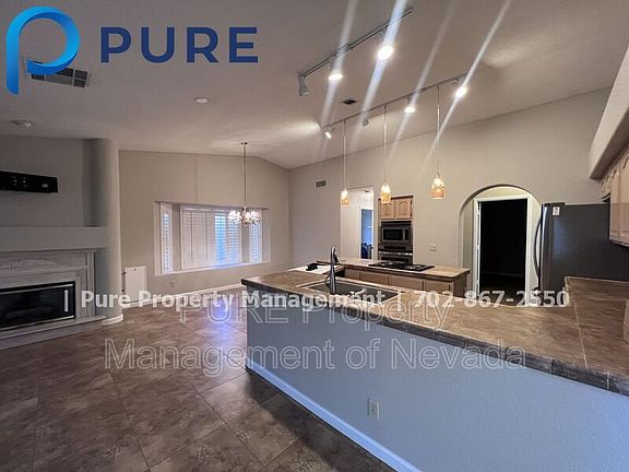 2nd image of 1929 Madagascar Ln