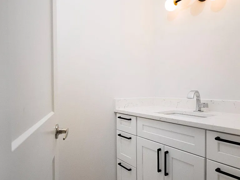 303 Fountain St — Photo 13