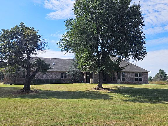 2nd image of 6301 Hilltop Dr
