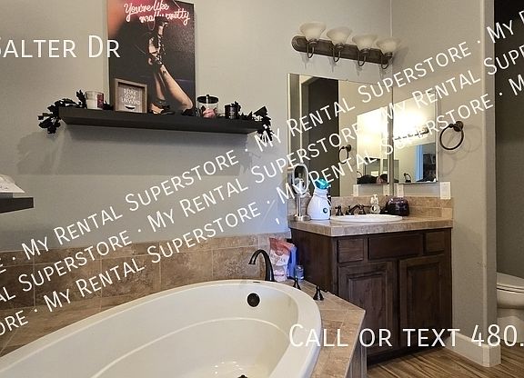 4th image of 3952 W Salter Dr