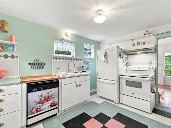 1450 Ashby St, Staunton, VA 24401