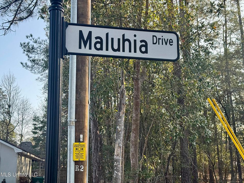 2nd image of 39 Maluhia Dr