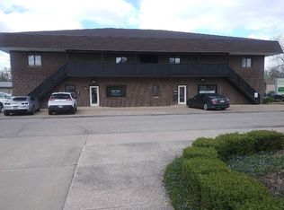 15 W Warren St, Princeton, IL 61356