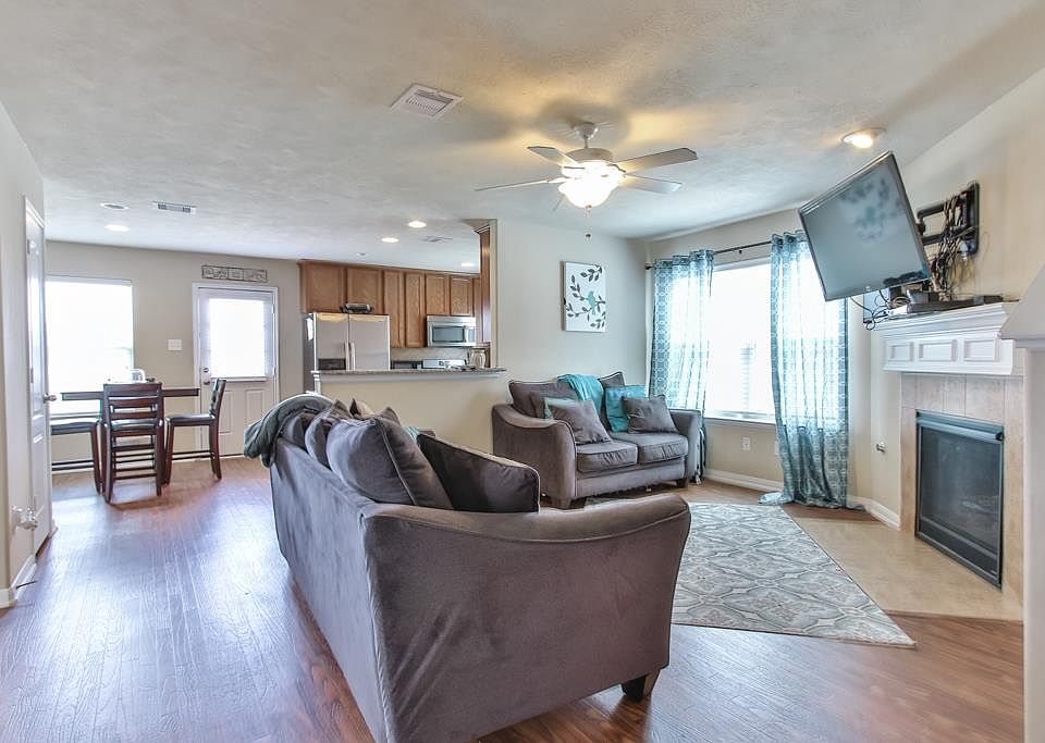 1st image of 4115 Heathford Ln