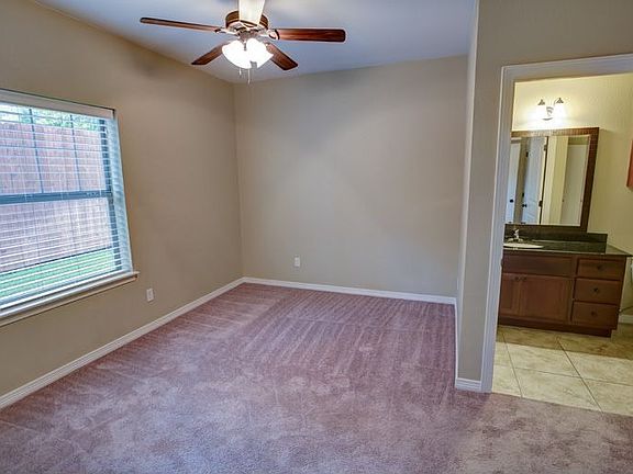 4th image of 300 Holleman Dr E Unit 1101
