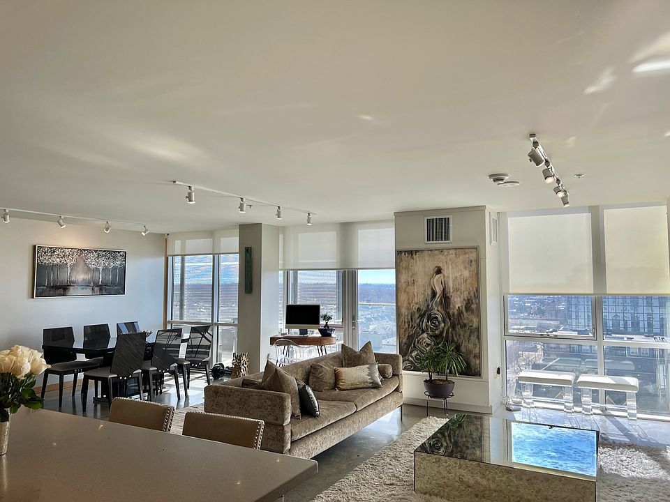 1st image of 221 E College St APT 1203