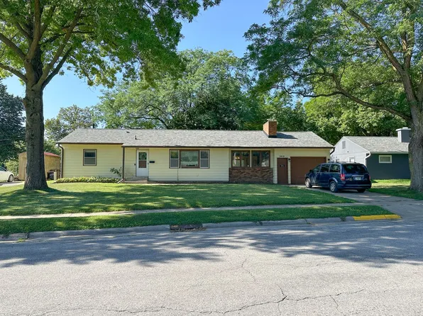 3410 West St, Ames, IA 50014