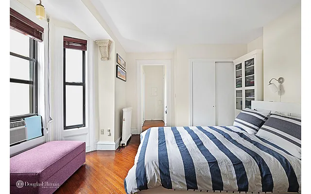 Rented by Douglas Elliman | media 16