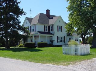 27335 E 9th Rd, Morrisonville, IL 62546