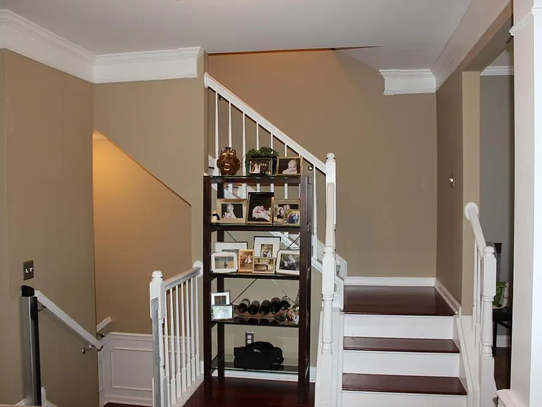 2nd Floor Hall