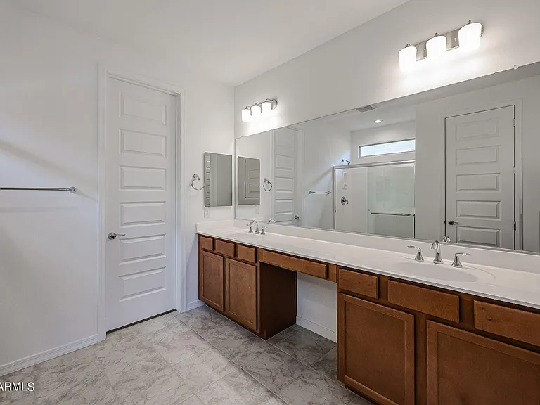 8752 W Medlock Dr — Photo 25