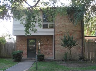4804 Oak Hollow St, Baytown, TX 77521