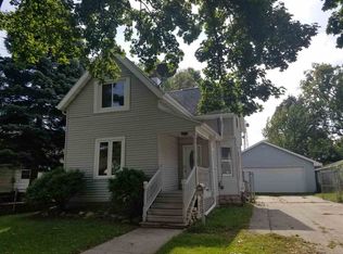 1168 Chicago St, Green Bay, WI 54301