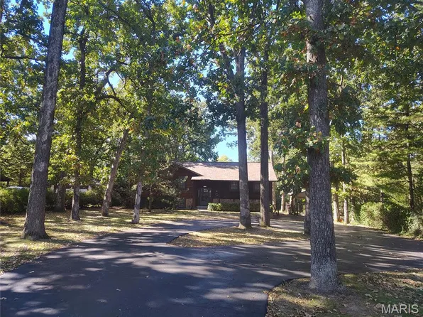 7736 S Rock Hill Rd, Saint Louis, MO 63123