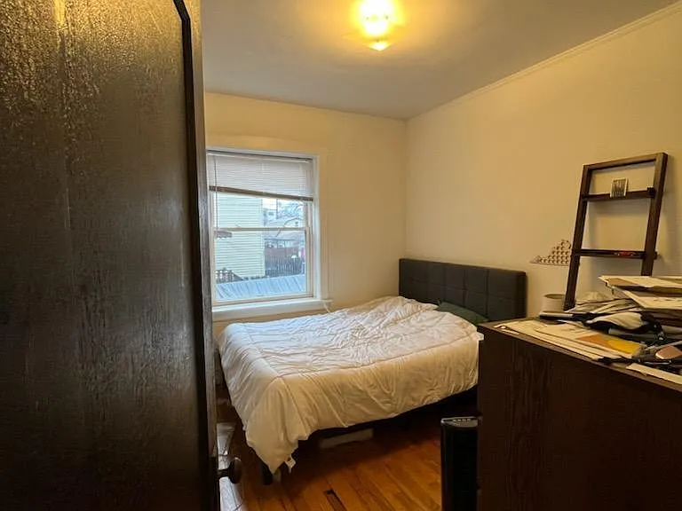 2652 N Hamlin Ave #1W — Photo 5