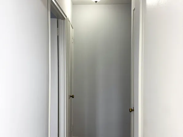 143-50 Hoover Avenue image 14 of 30