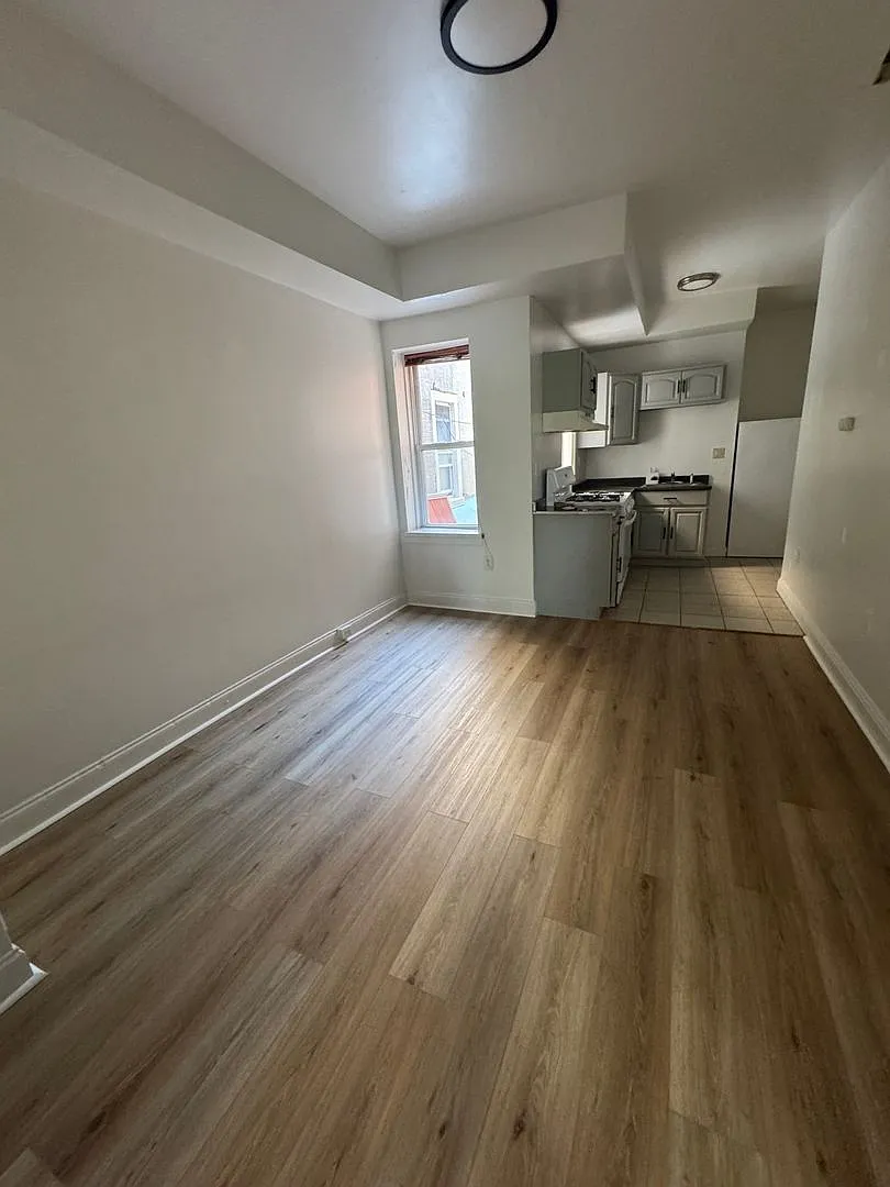 4716 Woodland Ave. — Photo 2