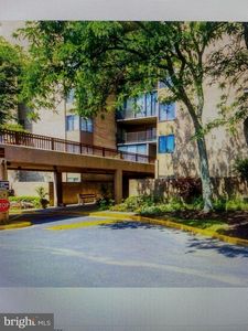 9200 Edwards Way APT 1202, Hyattsville, MD, 20783