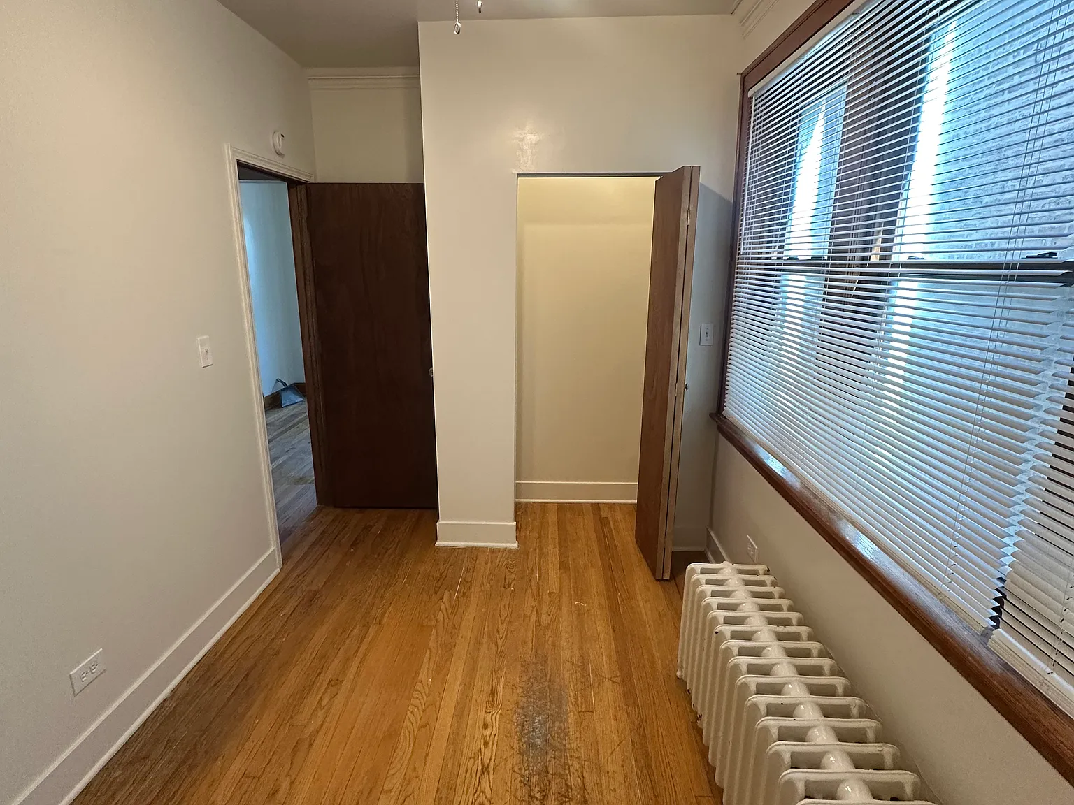 3 bed, 1200 sqft, $1,500 — Photo 4