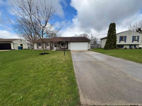 15007 Ashville Ct, Huntertown, IN 46748