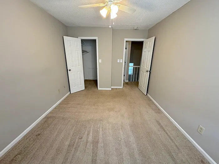 5404 Grand Lake Cres — Photo 24