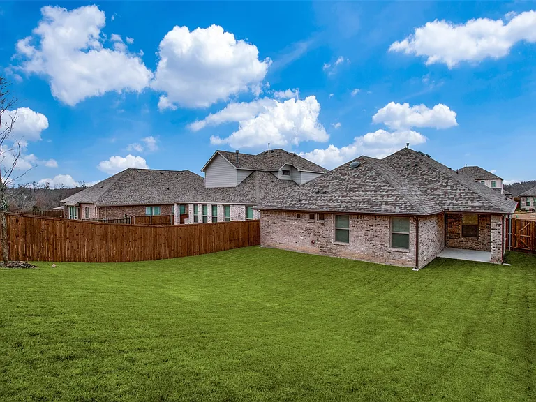 2708 Country Church Rd — Photo 14