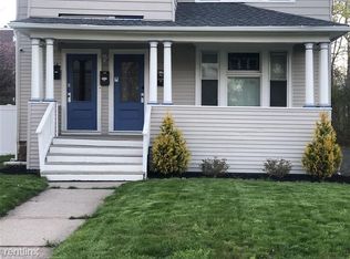 1054 Boulevard W, West Hartford, CT 06119