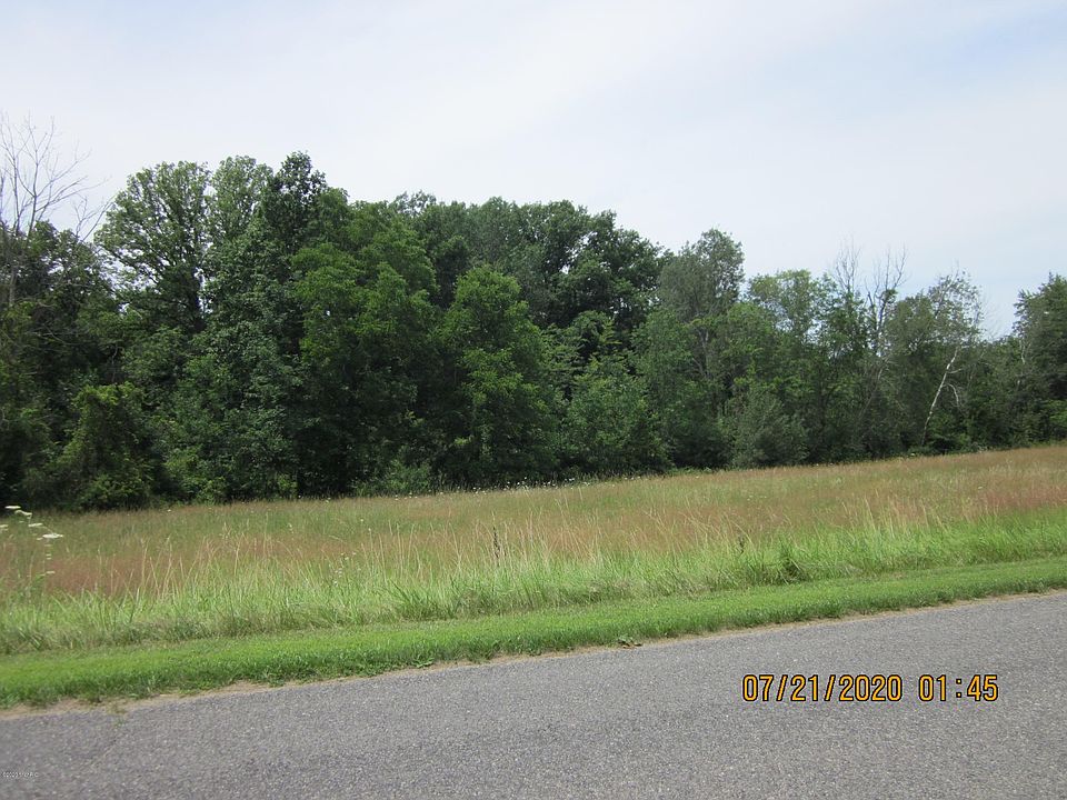 2nd image of 35 1/2 Street